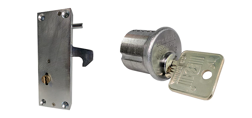 RR Fence Gates Brink Locks Repair in Castaic, California